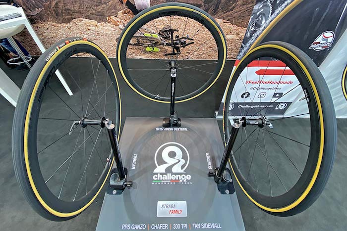 Challenge-Strada-road-tires-get-handmade-tubeless-H-TLR-with-lighter-protection.jpg Challenge-Strada-road-tires-get-handmade-tubeless-H-TLR-with-lighter-protection.jpg