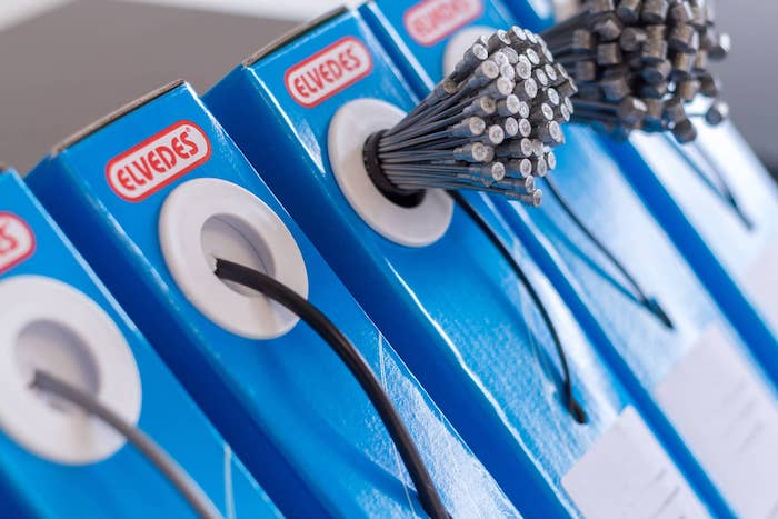 Elvedes_9725_2x.jpg Elvedes_9725_2x.jpg