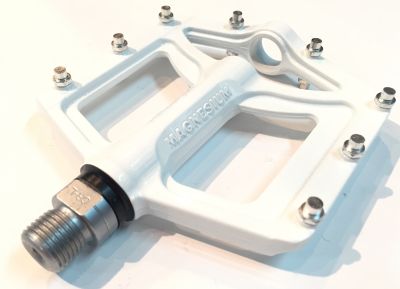 Педали Wellgo MG-7 (белые)