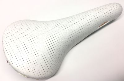 Седло Selle San Marco Rolls Chamois Perforated Leather White
