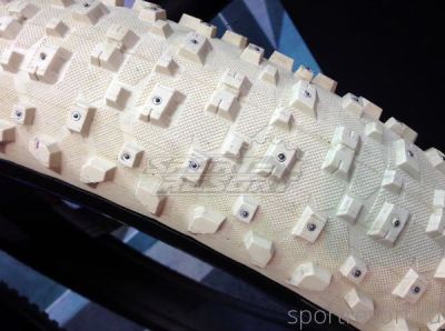 Покрышка VeeTire SNOWSHOE XL 26x4.80 White шипованная